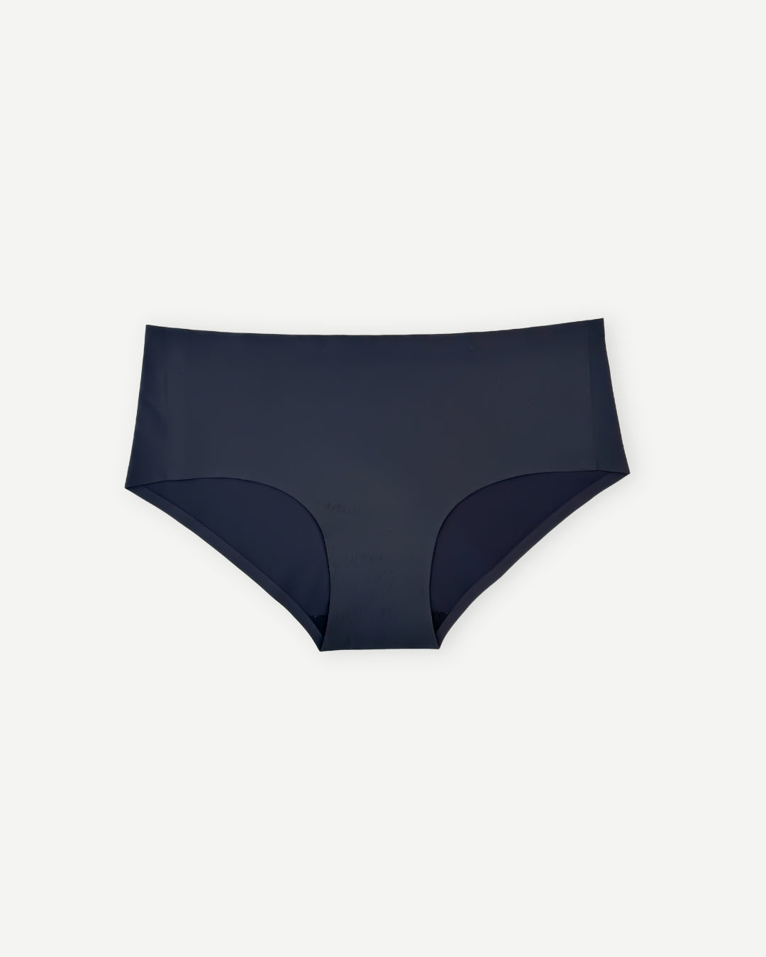 Seamless women's briefs in burgundy